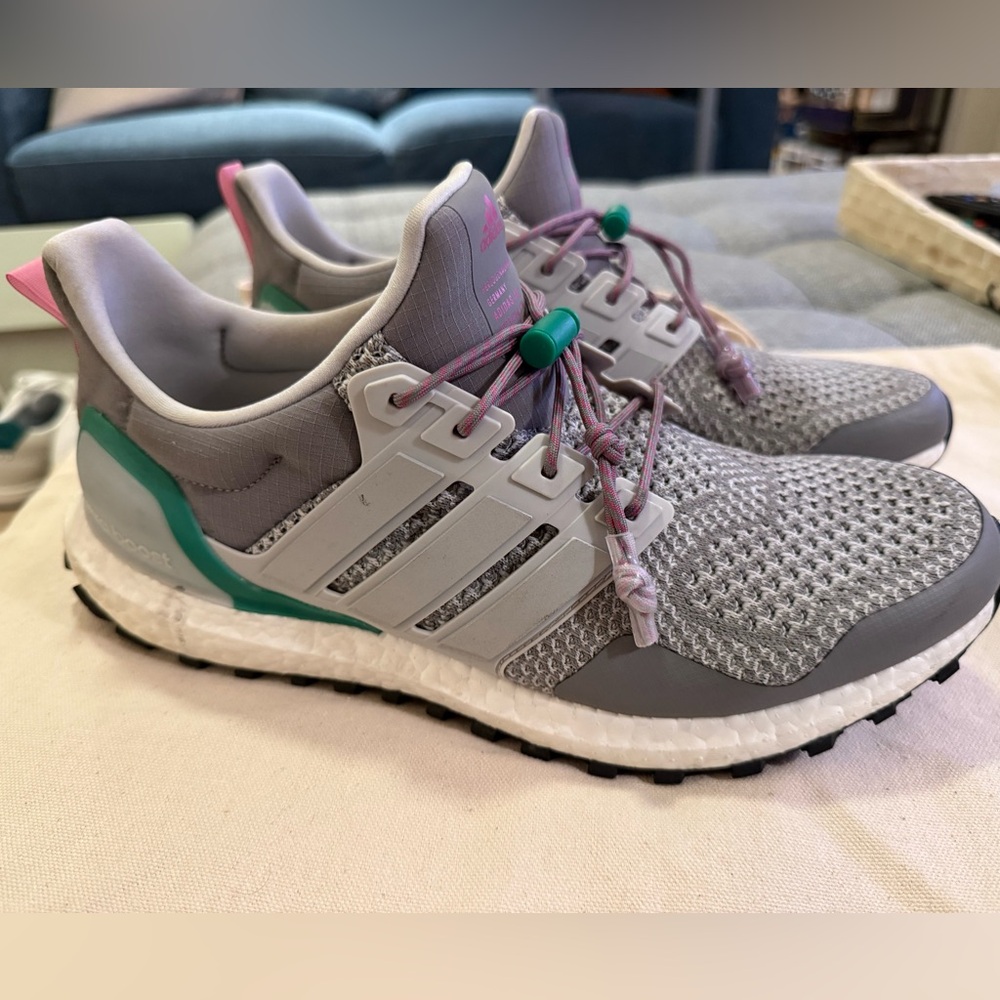 Adidas UltraBoost Men’s 10